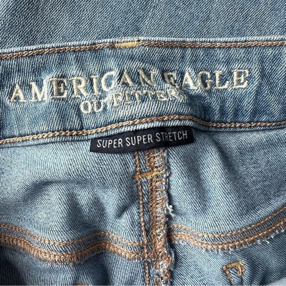 American Eagle Women’s Super Super Stretch Light Wash Skinny Jeans, Size 0 - Picture 5 of 10